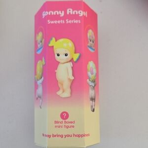 Sonny Angel Sweets Series Blind Box Mini Figure - Pink/Yellow